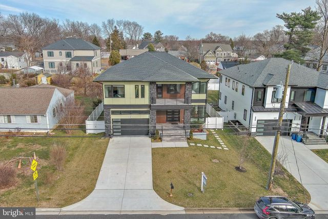 1815 PEABODY DR, Falls Church, VA 22043