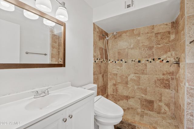 2403 E INVERNESS Avenue, Mesa, AZ 85204