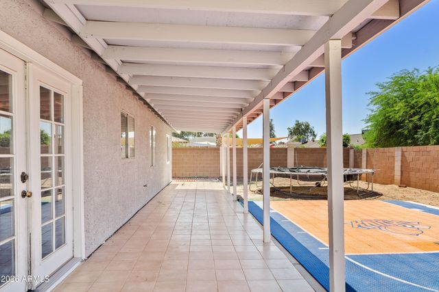 2403 E INVERNESS Avenue, Mesa, AZ 85204