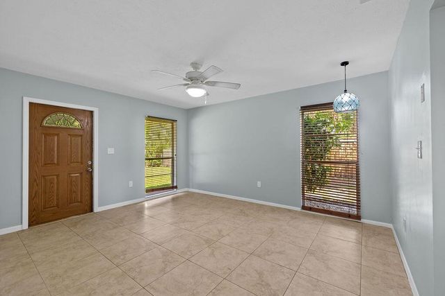320 Chamberlain Boulevard, Fort Pierce, FL 34946