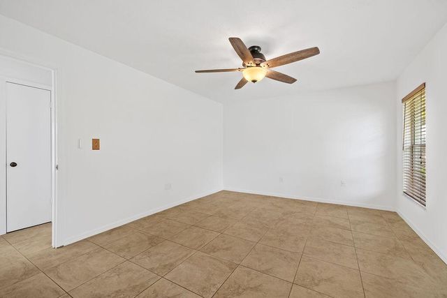 320 Chamberlain Boulevard, Fort Pierce, FL 34946