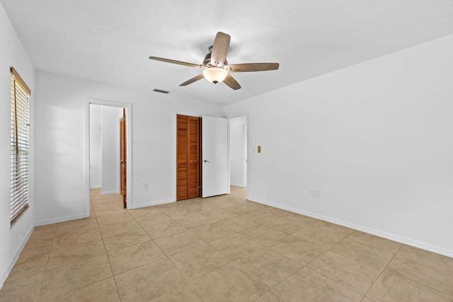 320 Chamberlain Boulevard, Fort Pierce, FL 34946