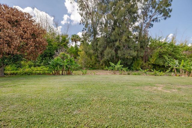 320 Chamberlain Boulevard, Fort Pierce, FL 34946