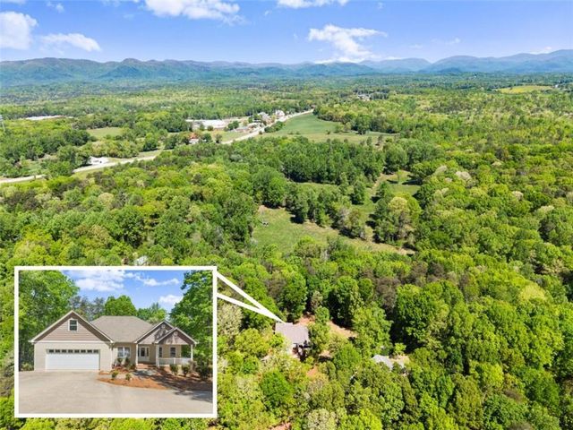 45 Holcomb Drive, Cleveland, GA 30528