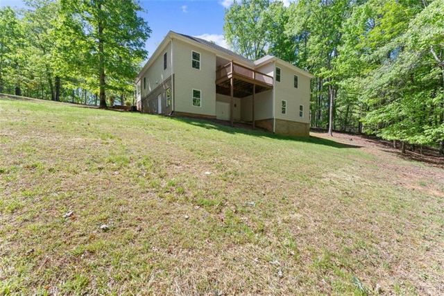 45 Holcomb Drive, Cleveland, GA 30528
