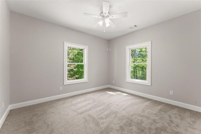 45 Holcomb Drive, Cleveland, GA 30528