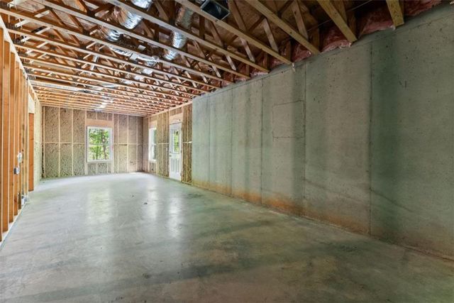 45 Holcomb Drive, Cleveland, GA 30528