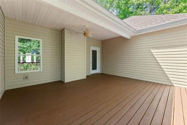 45 Holcomb Drive, Cleveland, GA 30528