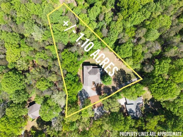 45 Holcomb Drive, Cleveland, GA 30528
