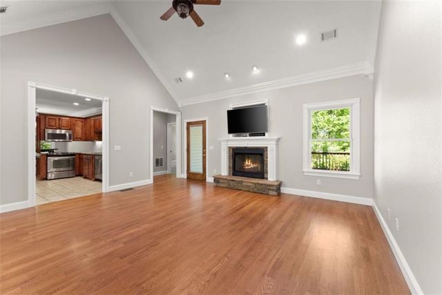 45 Holcomb Drive, Cleveland, GA 30528