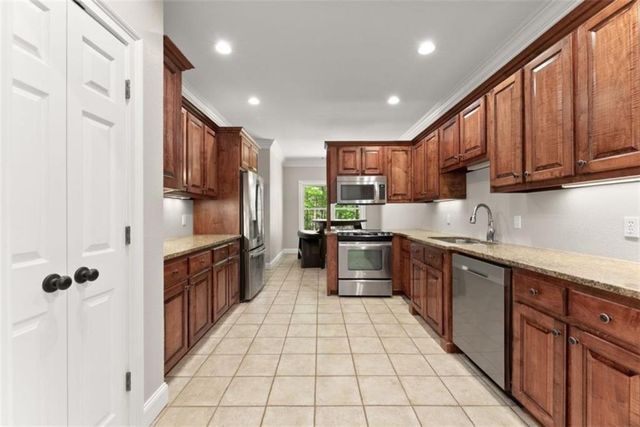 45 Holcomb Drive, Cleveland, GA 30528