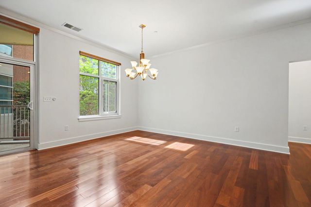 324 E Main Street, 225, Louisville, KY 40202