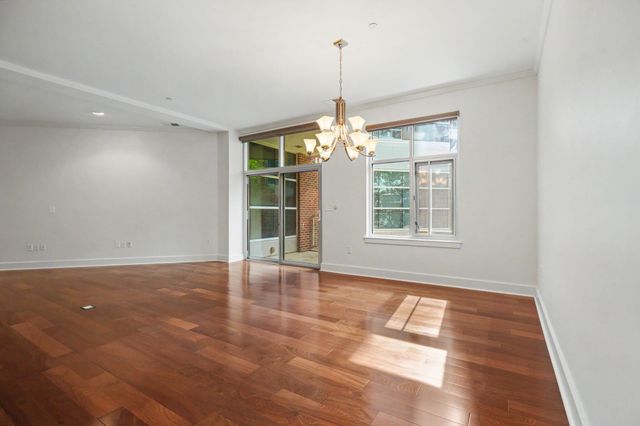 324 E Main Street, 225, Louisville, KY 40202