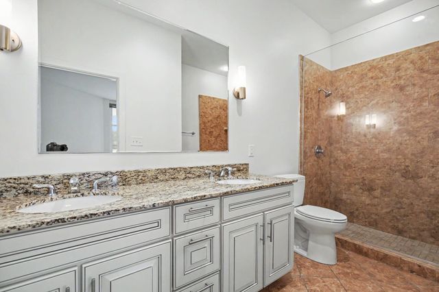 324 E Main Street, 225, Louisville, KY 40202