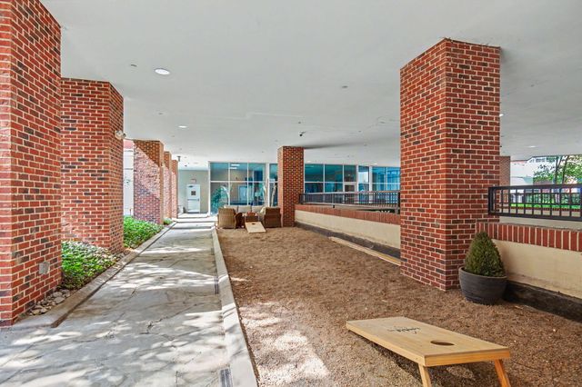 324 E Main Street, 225, Louisville, KY 40202