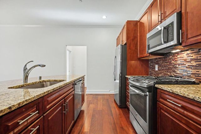 324 E Main Street, 225, Louisville, KY 40202
