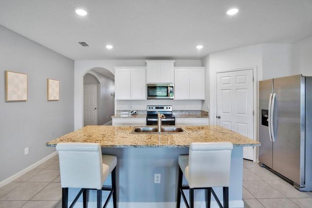 1581 Mineral Lp Drive NW, Palm Bay, FL 32907