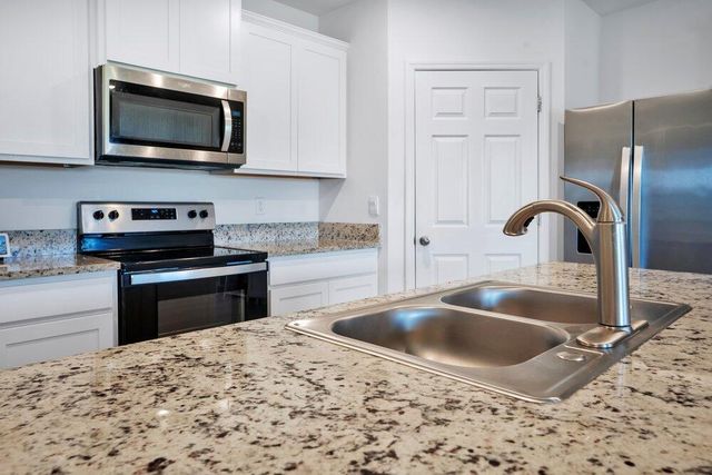 1581 Mineral Lp Drive NW, Palm Bay, FL 32907