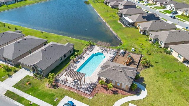1581 Mineral Lp Drive NW, Palm Bay, FL 32907