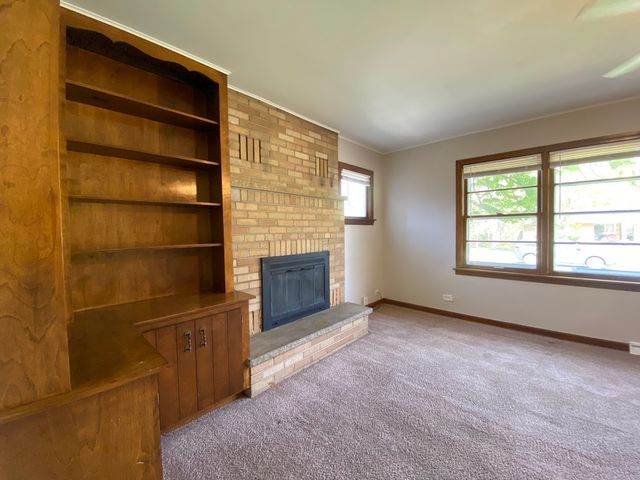 3003 Longfellow Avenue, Hazel Crest, IL 60429