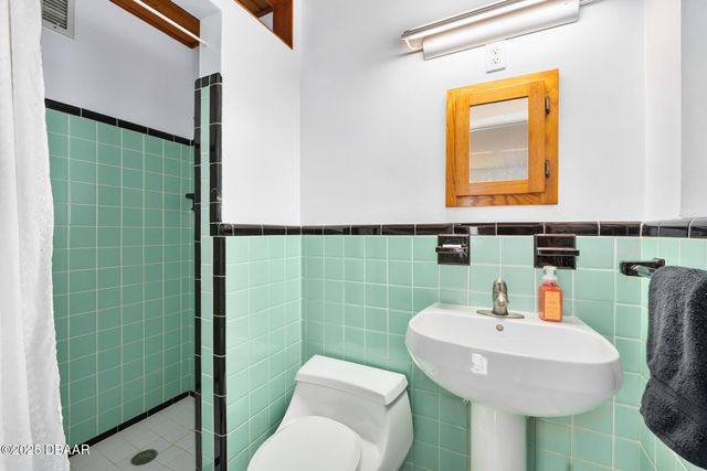 1596 John Anderson Drive, Ormond Beach, FL 32176