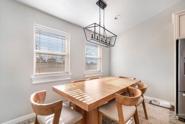 4060 Mountain Vista Ln, Filer, ID 83328