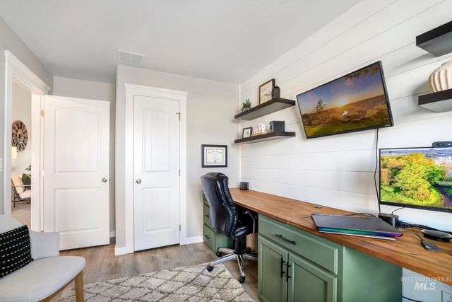 4060 Mountain Vista Ln, Filer, ID 83328