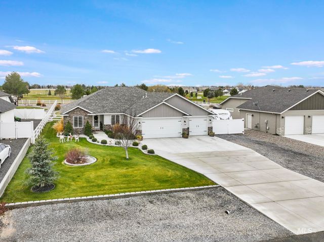 4060 Mountain Vista Ln, Filer, ID 83328