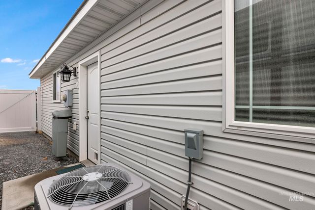 4060 Mountain Vista Ln, Filer, ID 83328