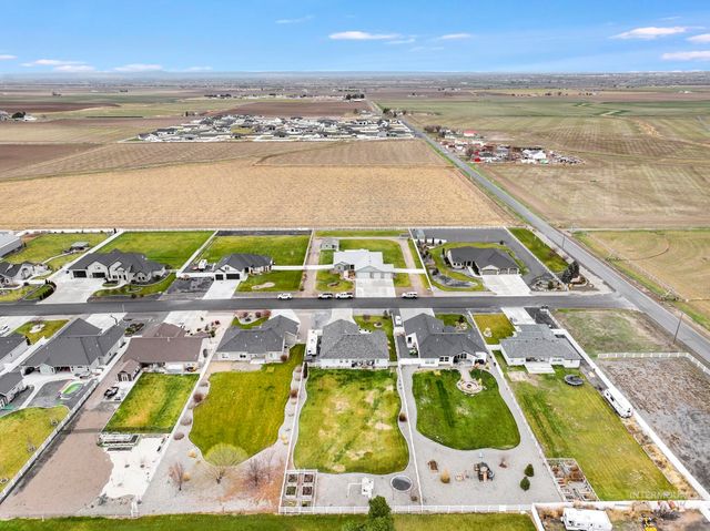 4060 Mountain Vista Ln, Filer, ID 83328