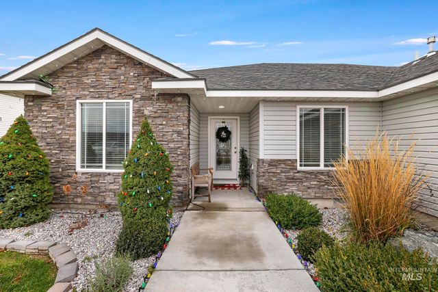 4060 Mountain Vista Ln, Filer, ID 83328