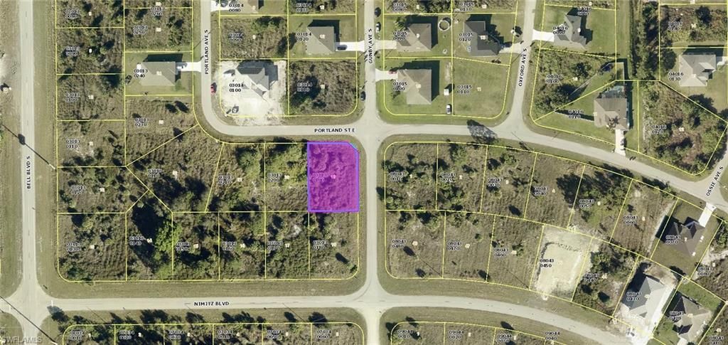 812 Portland ST E, LEHIGH ACRES, FL 33974 — photo 2