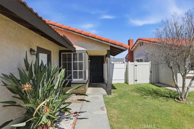 1907 Overland, Colton, CA 92324