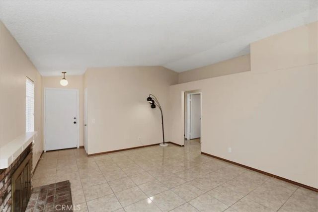 1907 Overland, Colton, CA 92324