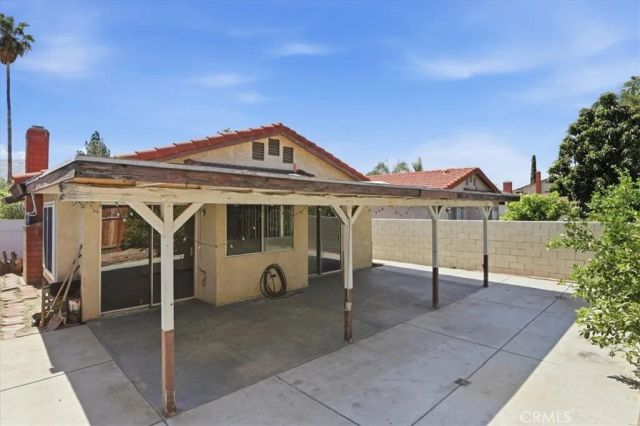 1907 Overland, Colton, CA 92324