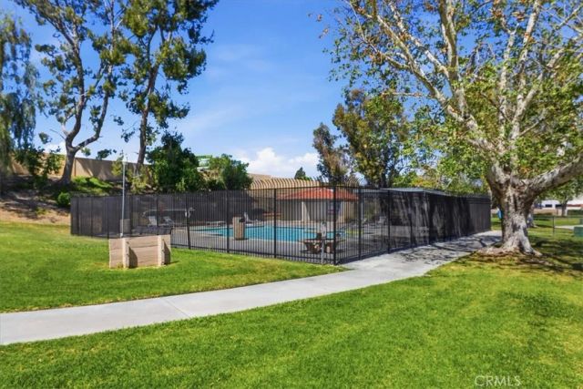 1907 Overland, Colton, CA 92324