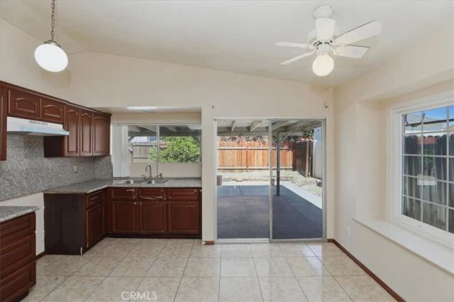 1907 Overland, Colton, CA 92324