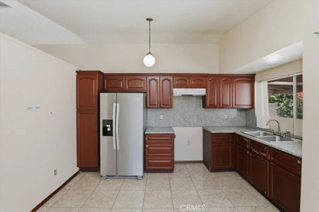 1907 Overland, Colton, CA 92324