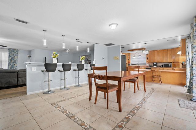 115 NE Caprona Avenue, Port St Lucie, FL 34983