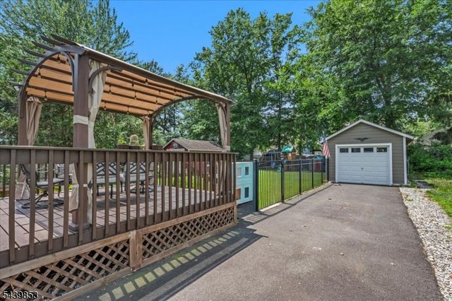 57 Cornell Blvd, Bridgewater Twp., NJ 08807