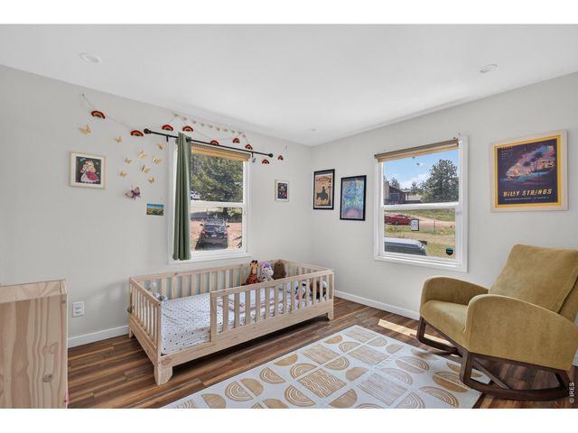 109 Button Rock Rd, Lyons, CO 80540