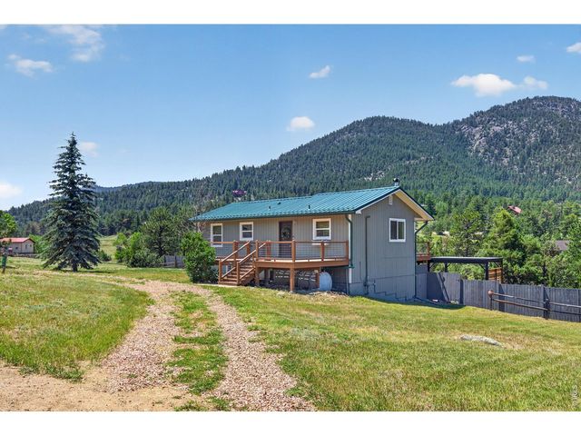 109 Button Rock Rd, Lyons, CO 80540