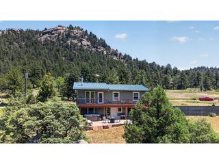109 Button Rock Rd, Lyons, CO 80540