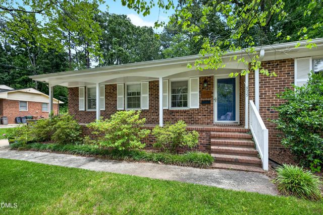 915 Pamlico Drive, Cary, NC 27511