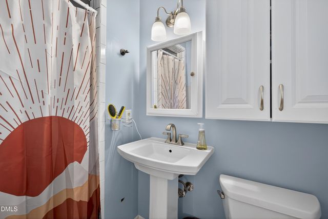 915 Pamlico Drive, Cary, NC 27511