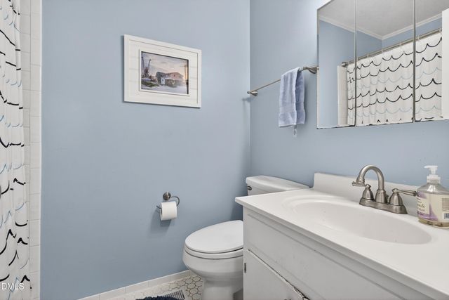 915 Pamlico Drive, Cary, NC 27511