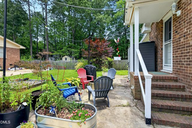 915 Pamlico Drive, Cary, NC 27511