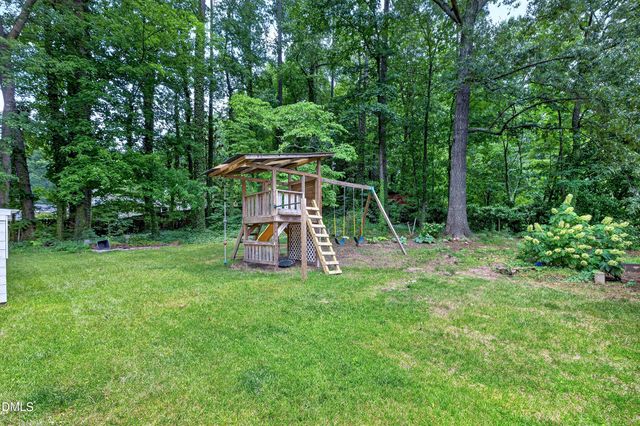 915 Pamlico Drive, Cary, NC 27511