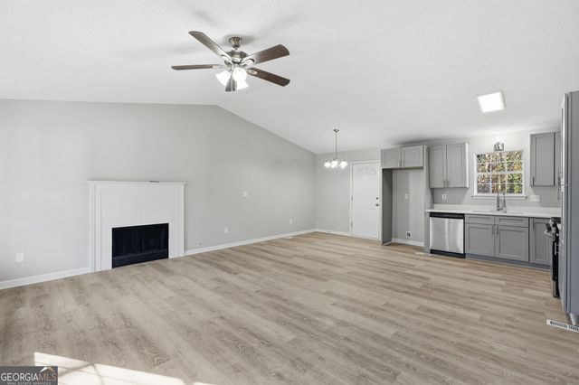 7385 Hunters Ridge Drive, Douglasville, GA 30134