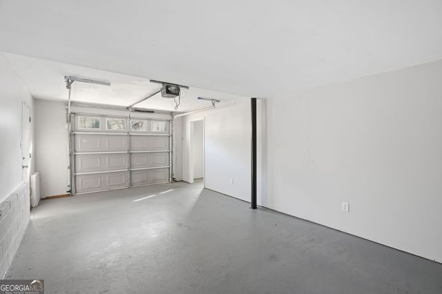 7385 Hunters Ridge Drive, Douglasville, GA 30134